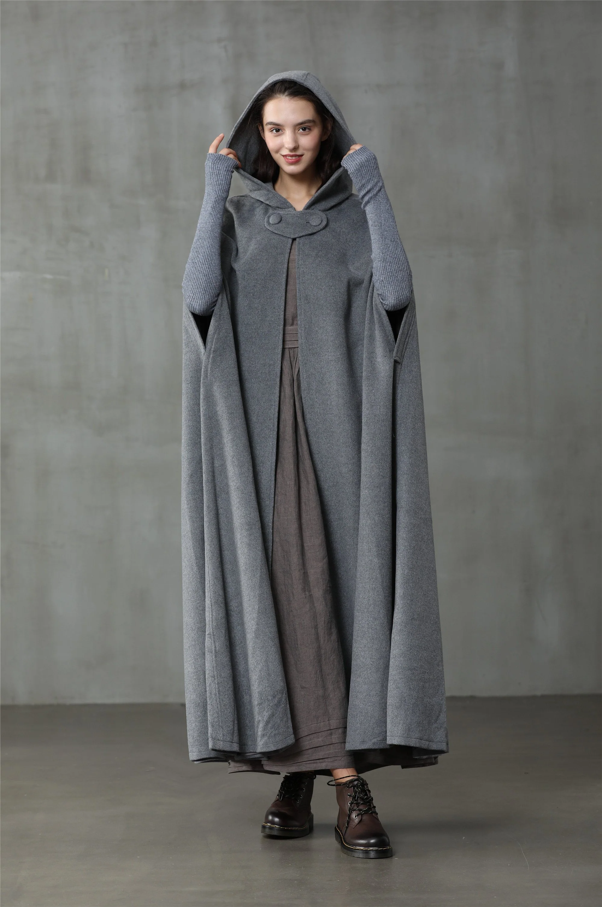 Outlander 2020 | 100% Wool Cloak Coat - Image 15