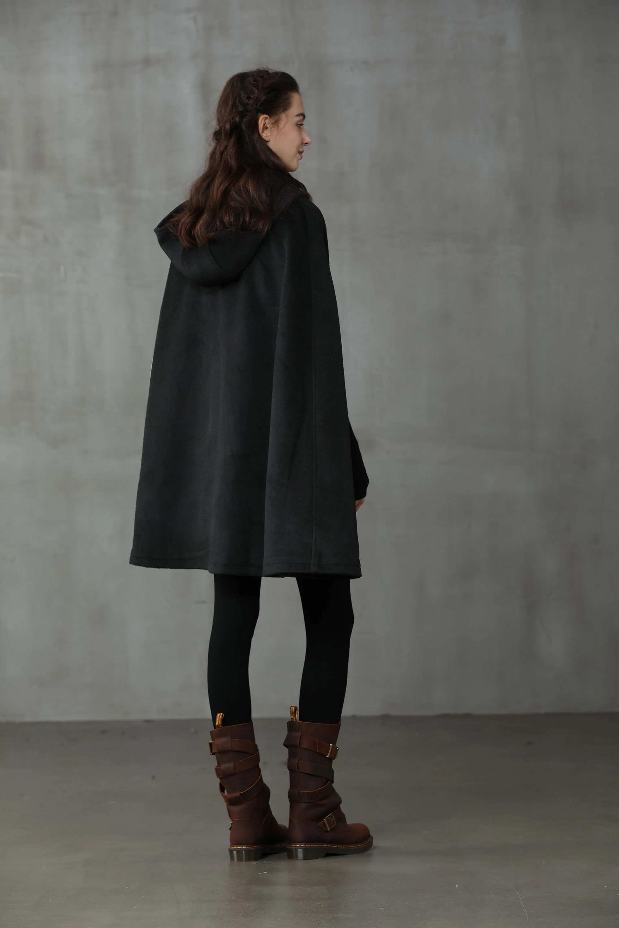 Chrismas Capsule | Wool Cape - Image 10