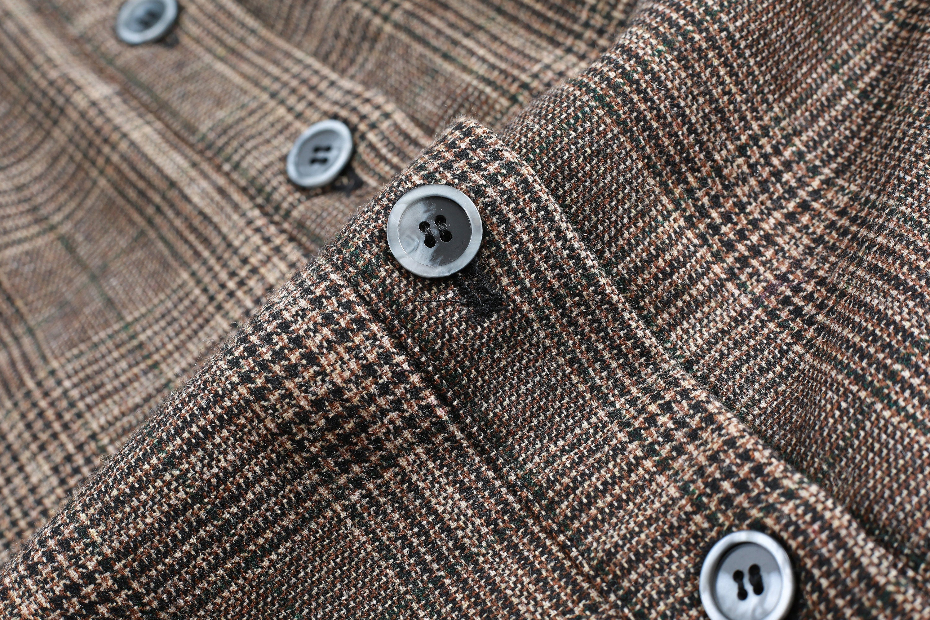 Santal 3 | Retro Plaid Midi Wool Skirt - Image 11
