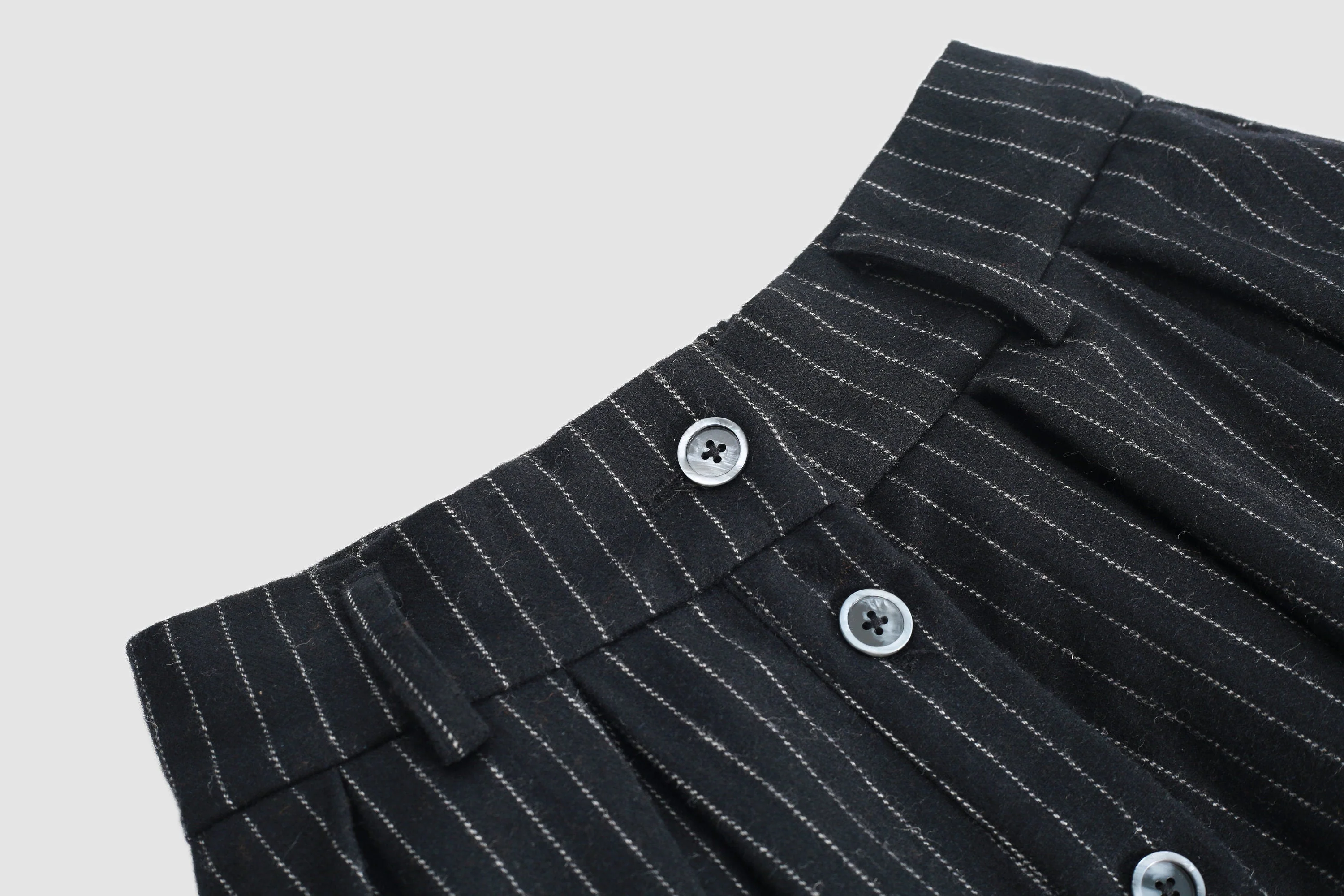 Santal 3 | Striped Wool Skirt in black - Image 2